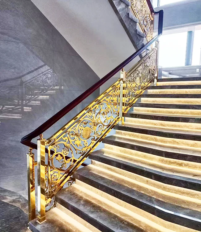 Hoe verbetert een trapleuning de veiligheid en stijl in de moderne architectuur?
